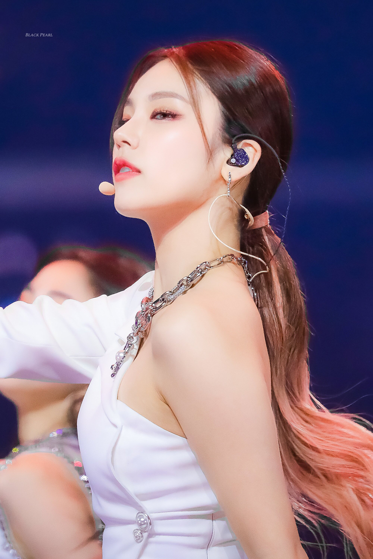 Hwang Yeji