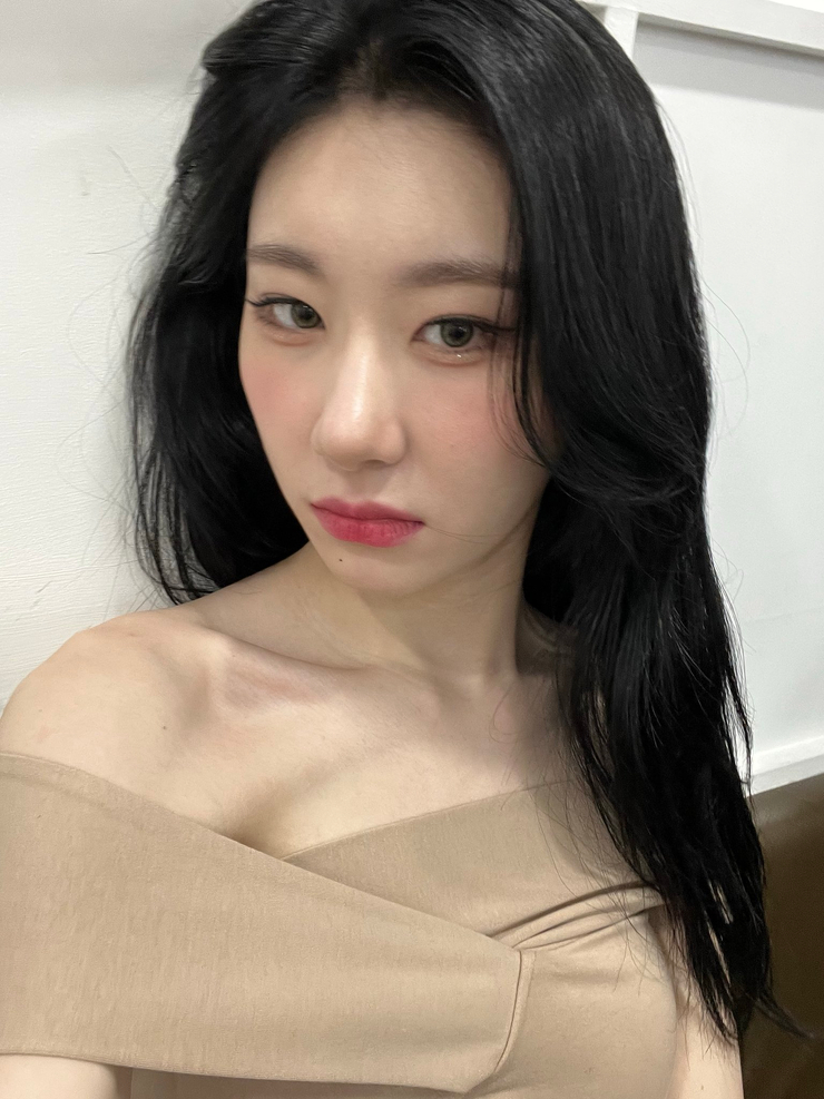 Lee Chaeryeong Lee Chaeryeong