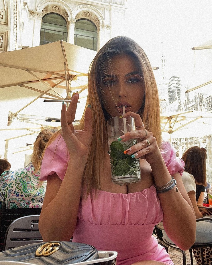 Ines Nikić (model)