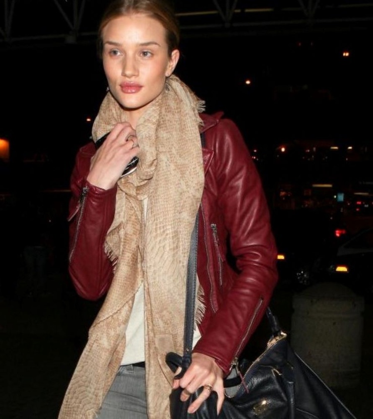 Rosie Huntington-Whiteley Rosie Huntington-Whiteley
