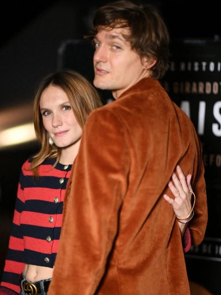 Ana Girardot