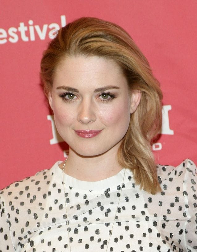 Picture of Alexandra Breckenridge