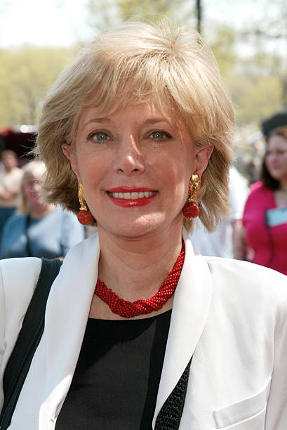 Lesley Stahl