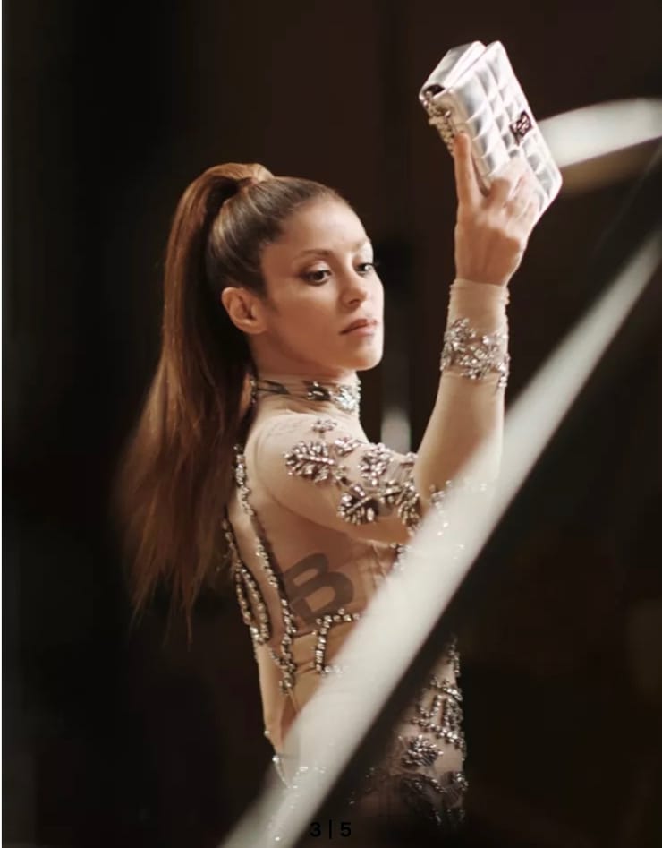 Shakira Shakira