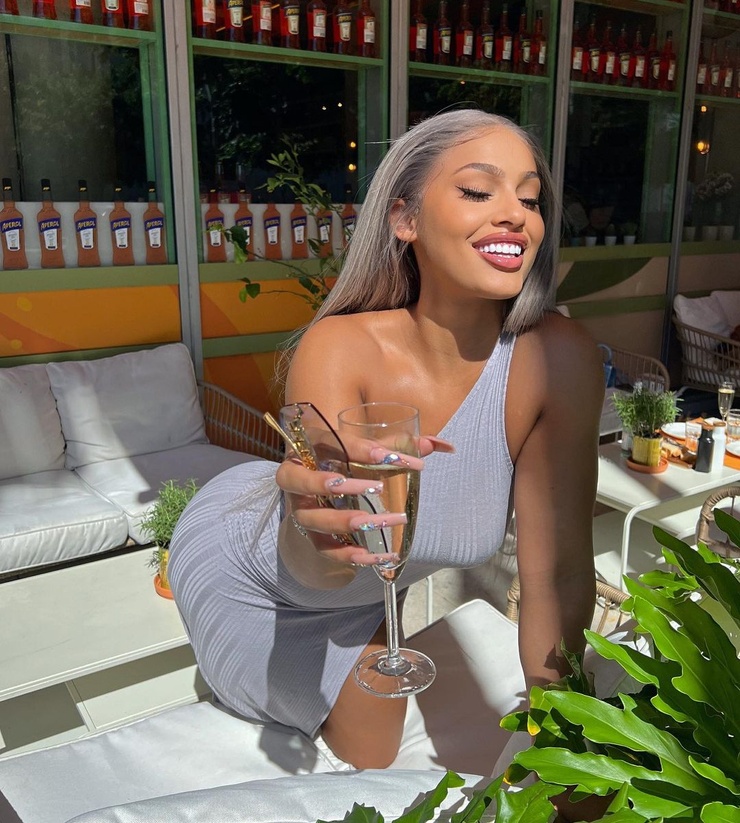 Picture of Erica Fontaine