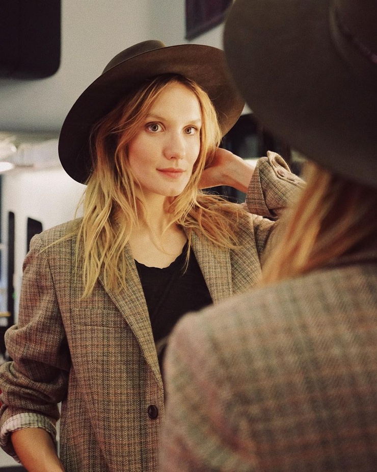 Ana Girardot
