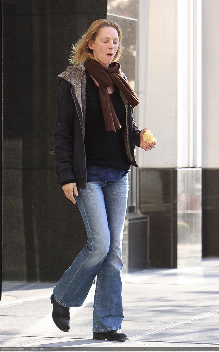 uma thurman onitsuka