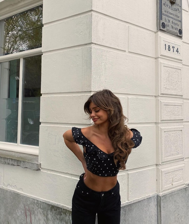 Laura Celia