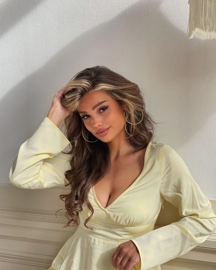Laura Celia