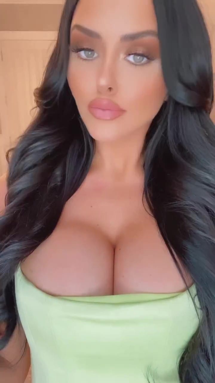 Абигейл Рэчфорд (Abigail Ratchford) голая