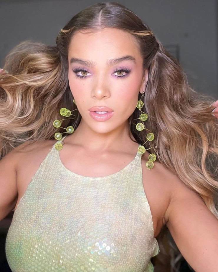 Hailee Steinfeld