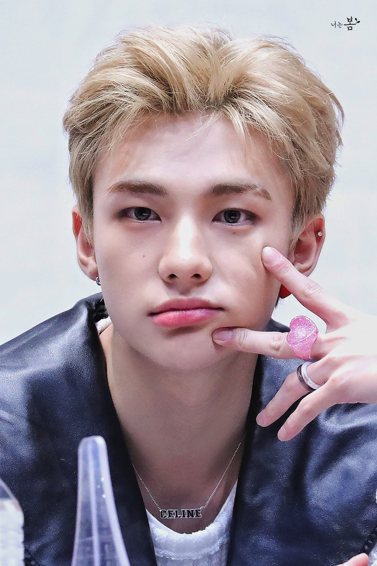 Hyun-Jin Hwang