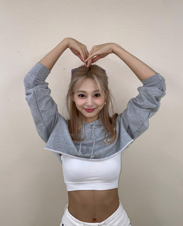 Chou Tzu-yu (Tzuyu)