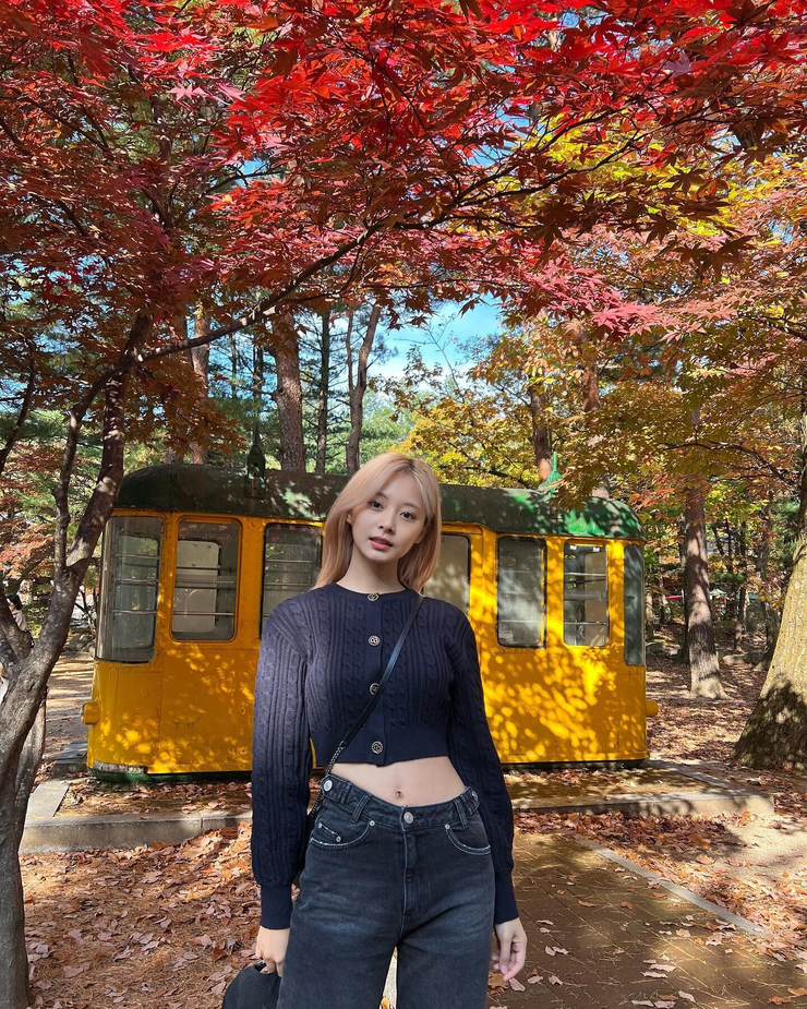 Chou Tzu-yu (Tzuyu)