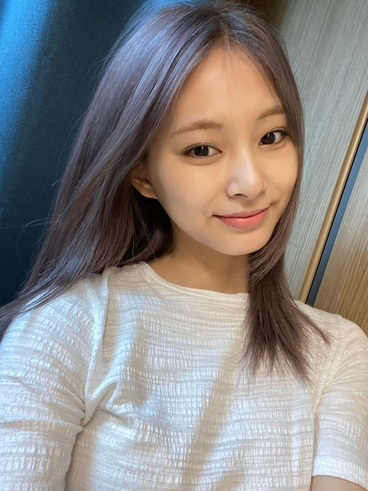 Chou Tzu-yu (Tzuyu)