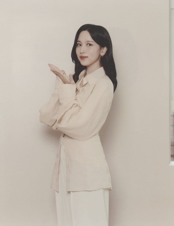 Myoui Mina