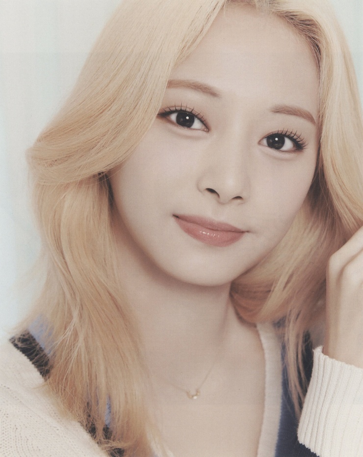 Chou Tzu-yu (Tzuyu)