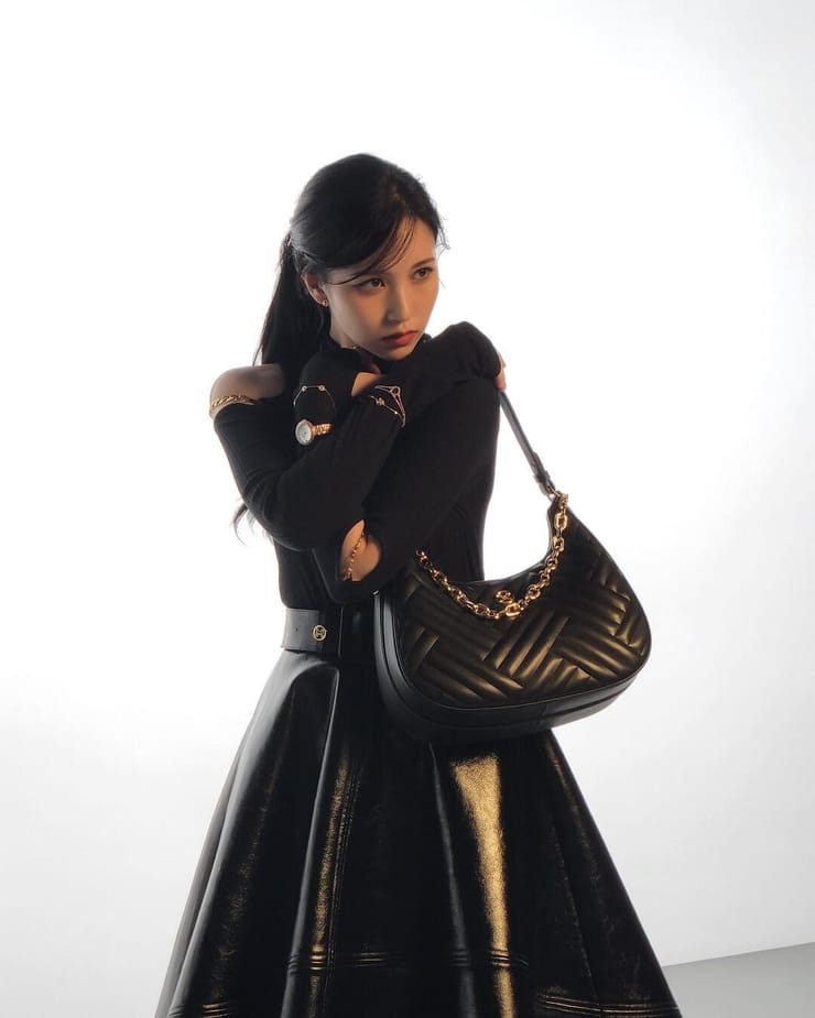 Myoui Mina