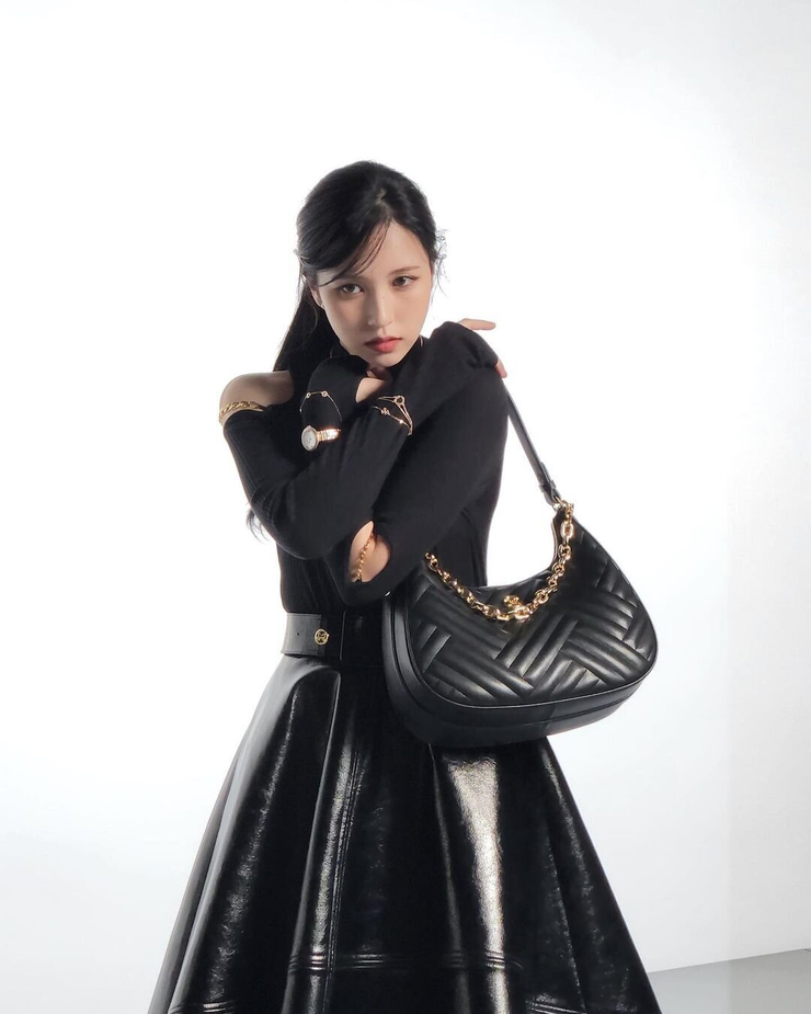 Myoui Mina