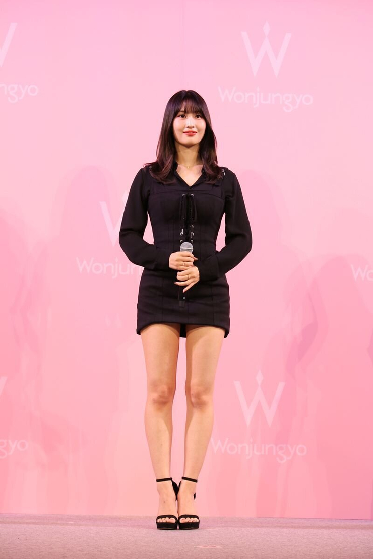 Hirai Momo