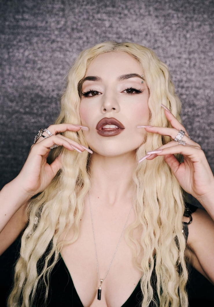 Ava Max