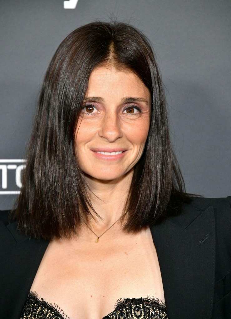 Shiri Appleby