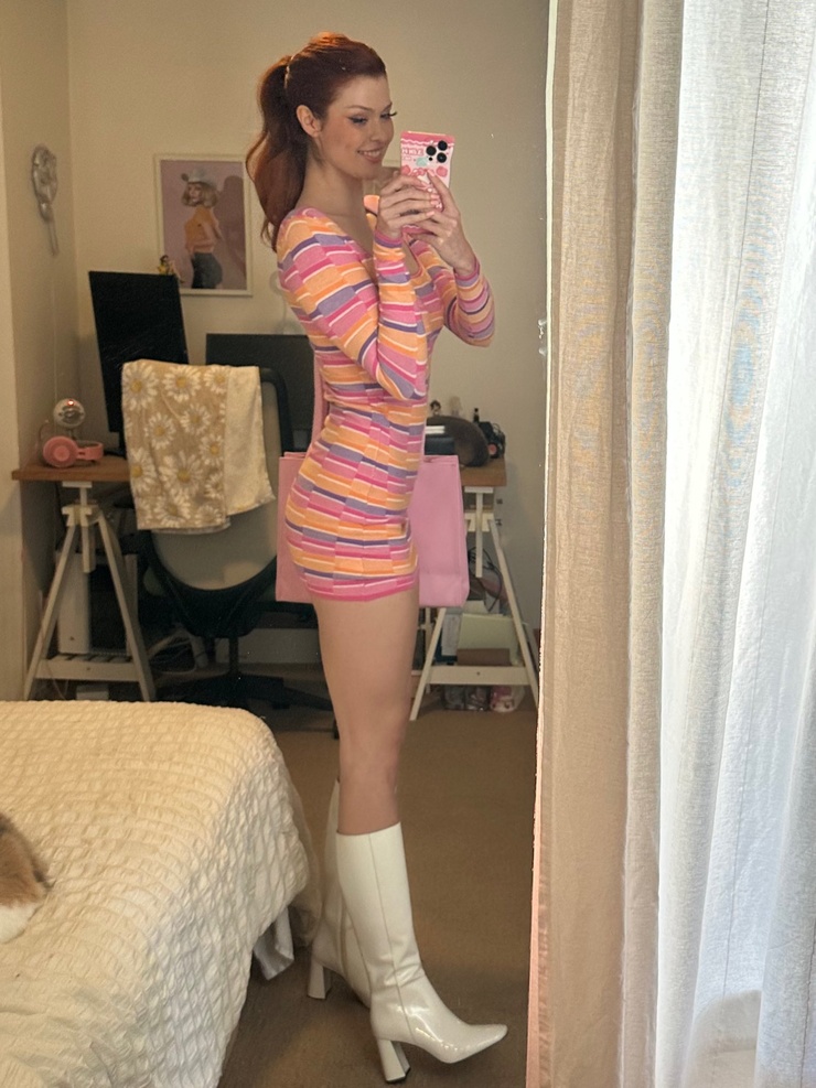 Image of Elly Clutch