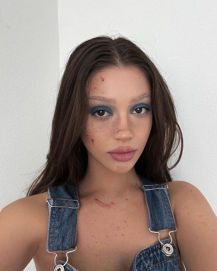 Isabel Rose