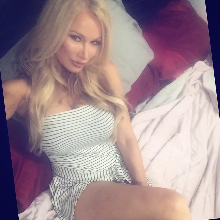 Lana Ashleigh (star)