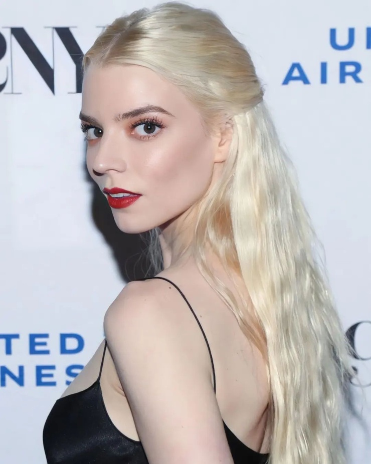 Anya Taylor-Joy Anya Taylor-Joy
