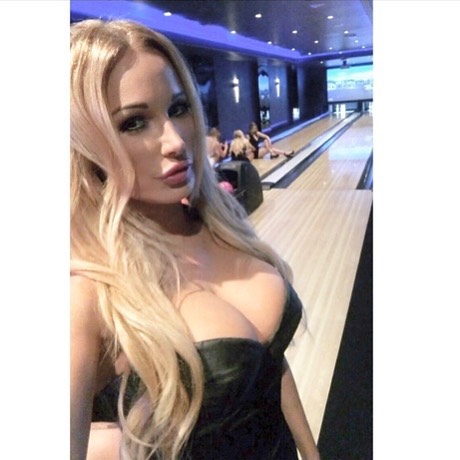 Lana Ashleigh (star)