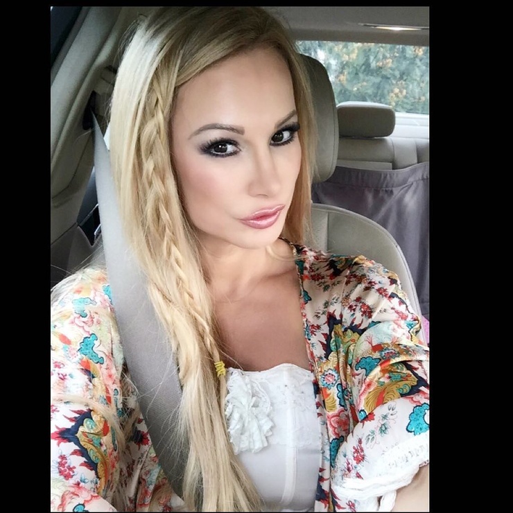 Lana Ashleigh (star)