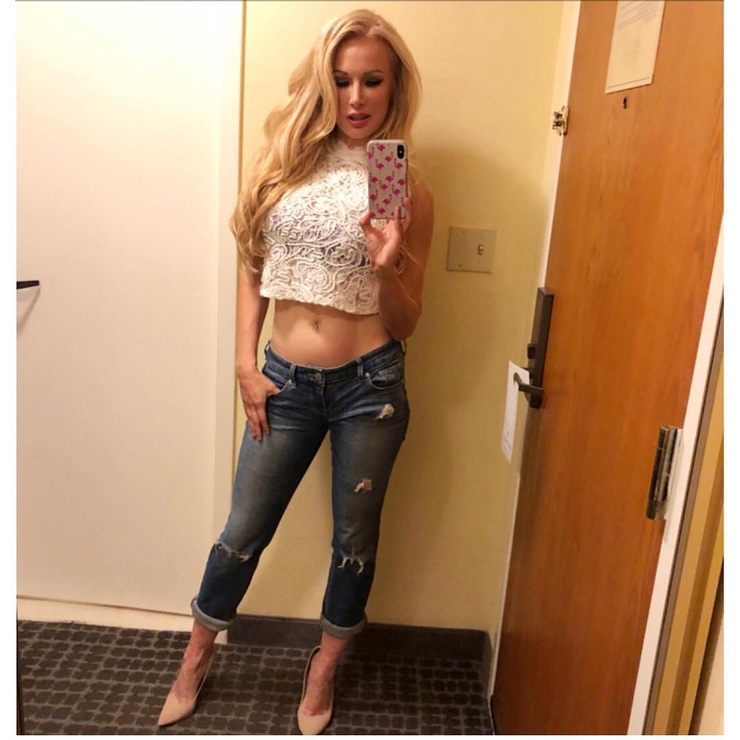 Lana Ashleigh (star)