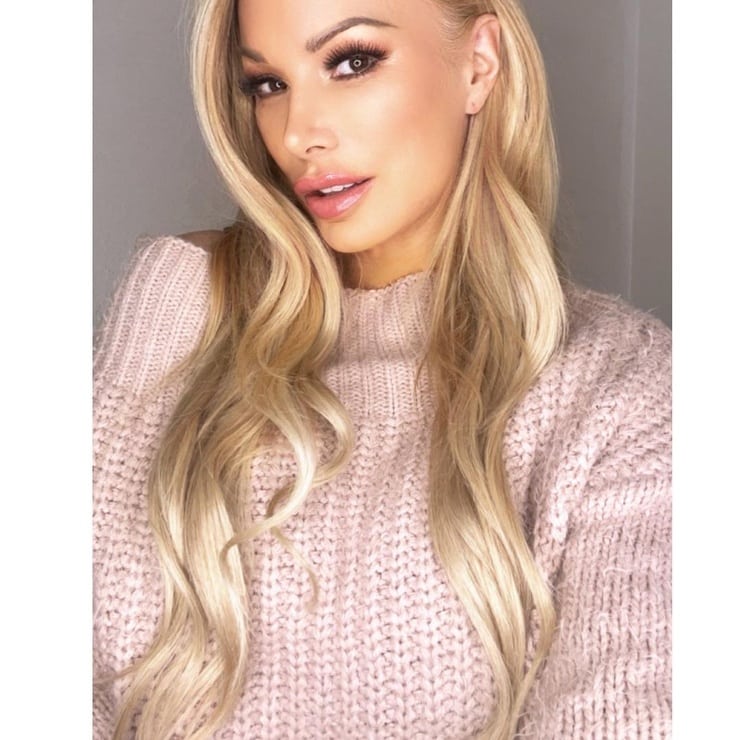 Lana Ashleigh (star)