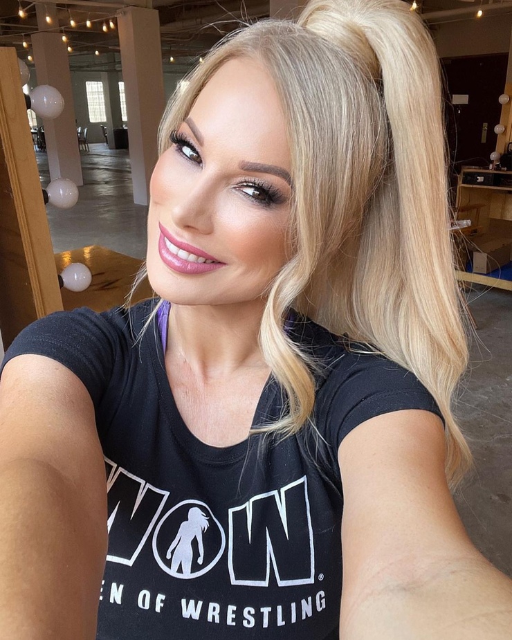 Lana Ashleigh (star)