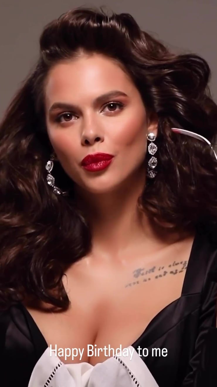 Viki Odintcova Viki Odintcova