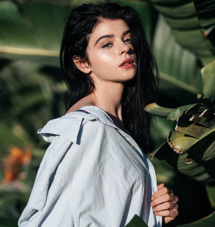Picture Of Chloe Middleton