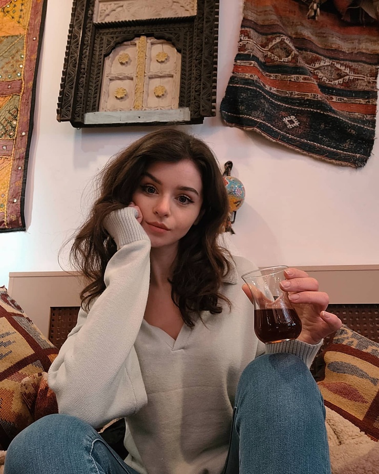 Chloe Middleton