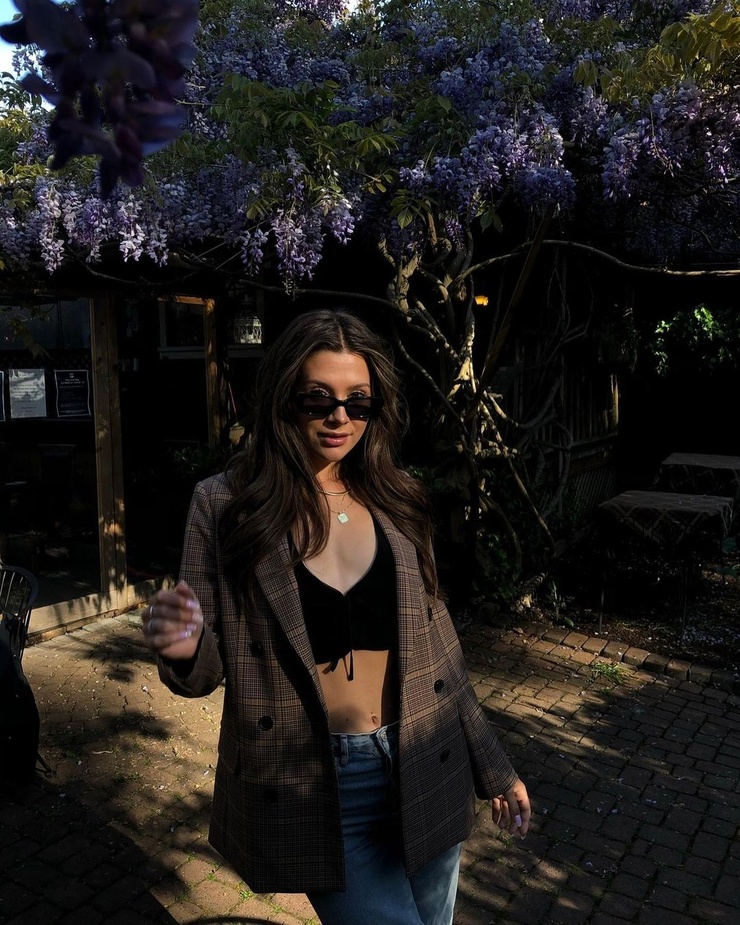Natasha Calis Natasha Calis