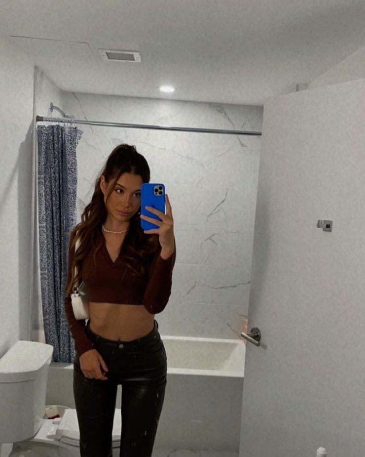 Natasha Calis Natasha Calis