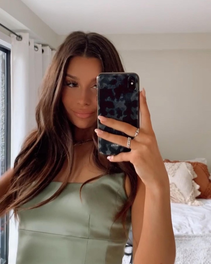Natasha Calis