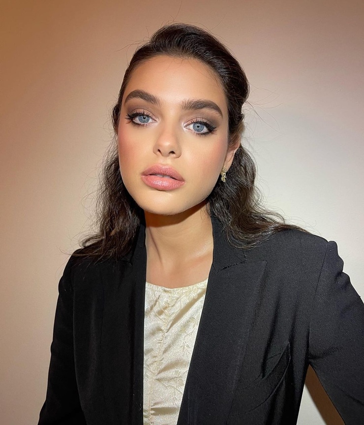 Odeya Rush