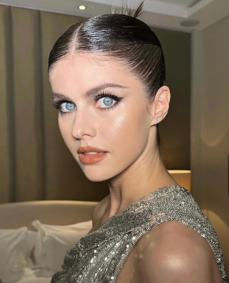 Alexandra Daddario Alexandra Daddario