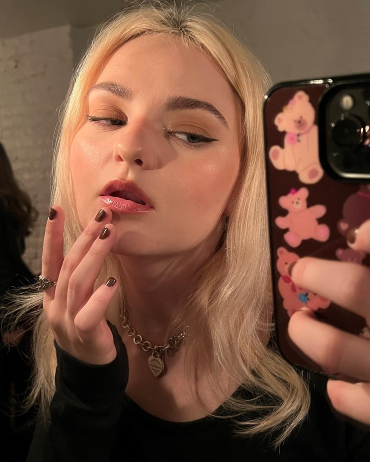 Morgan Lily