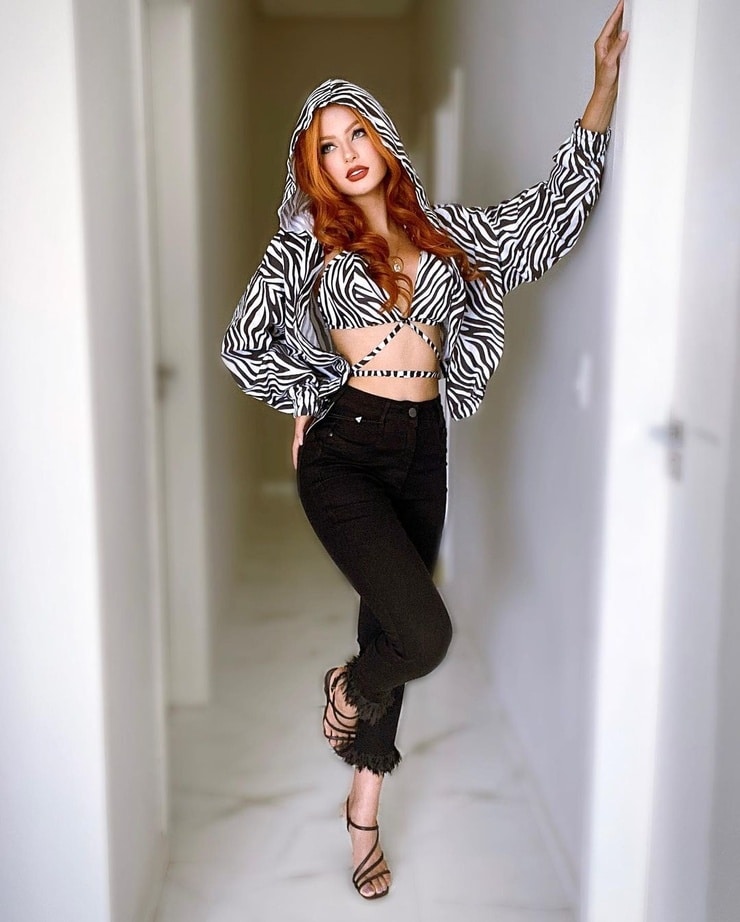 Lohrenna Ribeiro