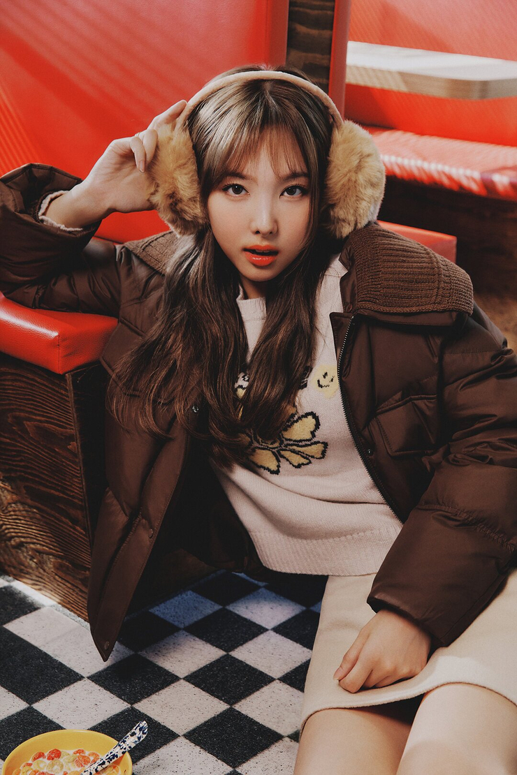 Im Nayeon