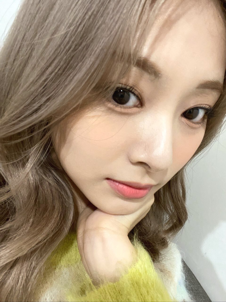 Chou Tzu-yu (Tzuyu)