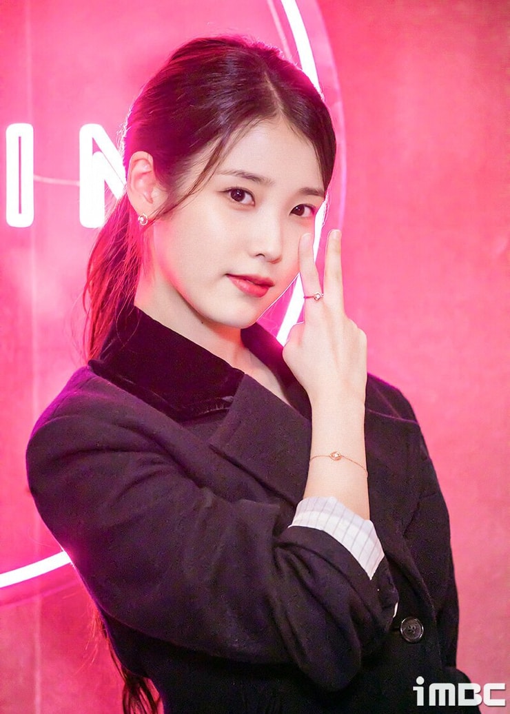 Picture of IU