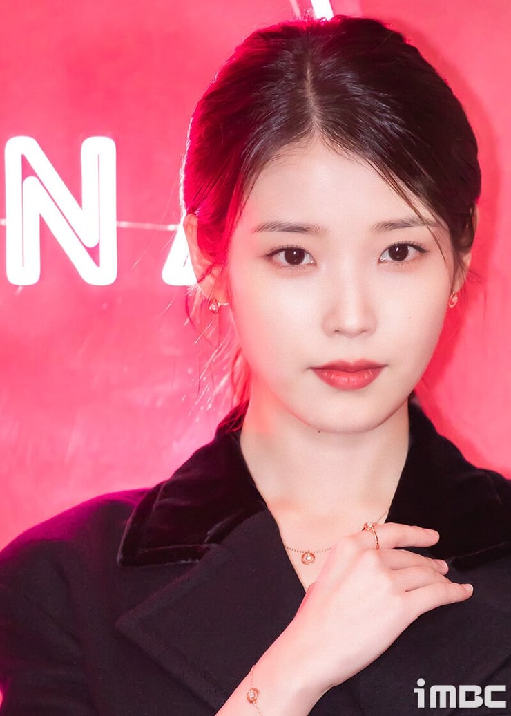 Picture of IU