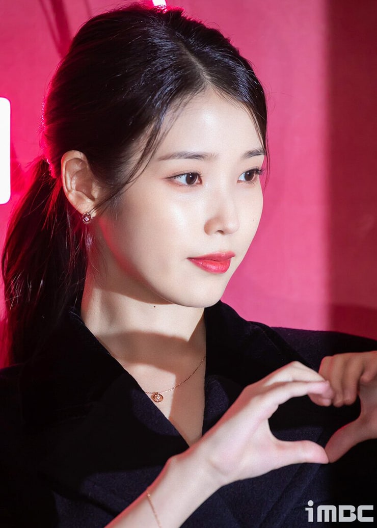 IU image